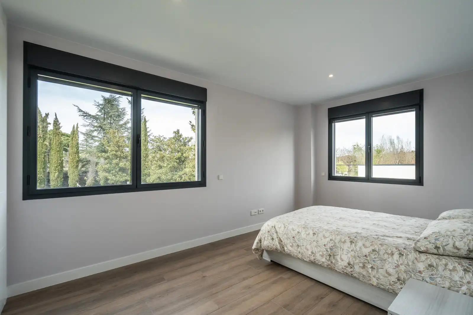 Bedroom of Houses for sale in Villanueva de la Cañada  with Air Conditioner, Heating and Private garden