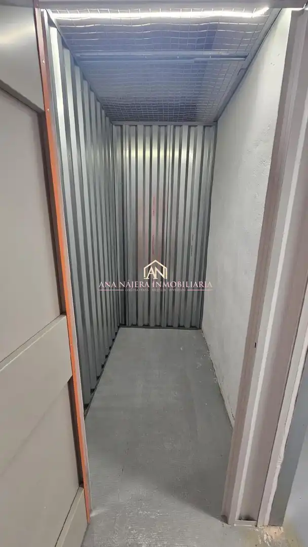 Storage room for rent in Mislata