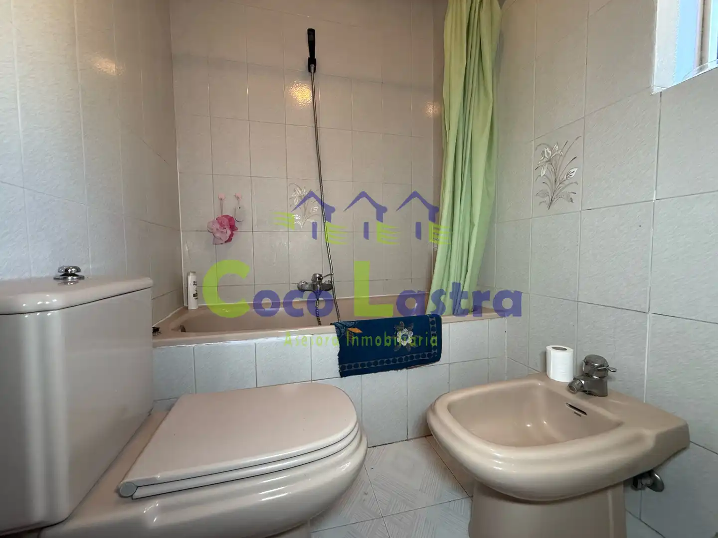 Bathroom of Detached homes for sale in La Cabeza de Béjar   with Heating, Terrace and Washing machine
