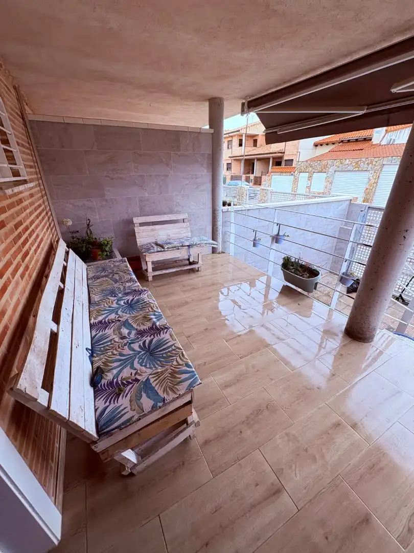 Terrace of Detached homes for sale in Yuncos  with Air Conditioner, Terrace and Washing machine