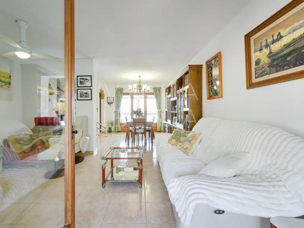 Sala d'estar de Casa o xalet en venda en Calonge i Sant Antoni amb Calefacció, Jardí privat i Terrassa