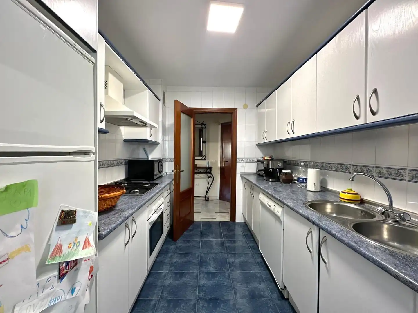 Kitchen of Flat for sale in Vélez-Málaga  with Air Conditioner, Heating and Terrace