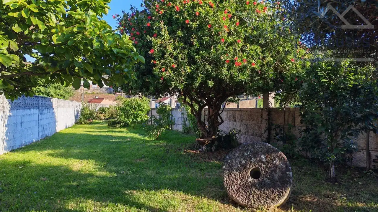 Garden of Houses for rent in Vigo   with Heating, Private garden and Terrace