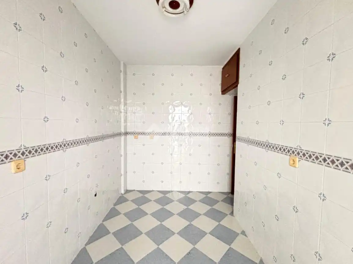 Flat with terrace for sale in C. Gral. Fresneda, imagen 4