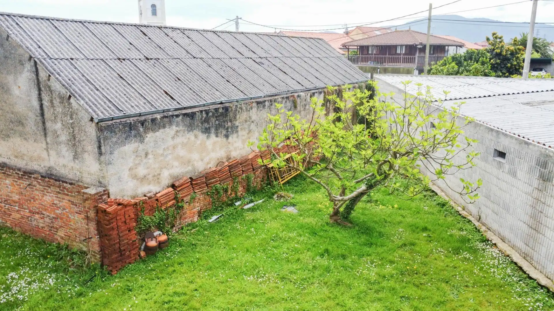 Jardín de Casa o chalet en venta en Avilés con Calefacción, Jardín privado y Terraza