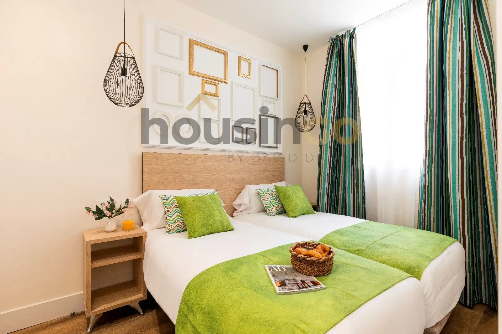 Bedroom of Flat for rent in Madrid  with Air Conditioner, Heating and Terrace