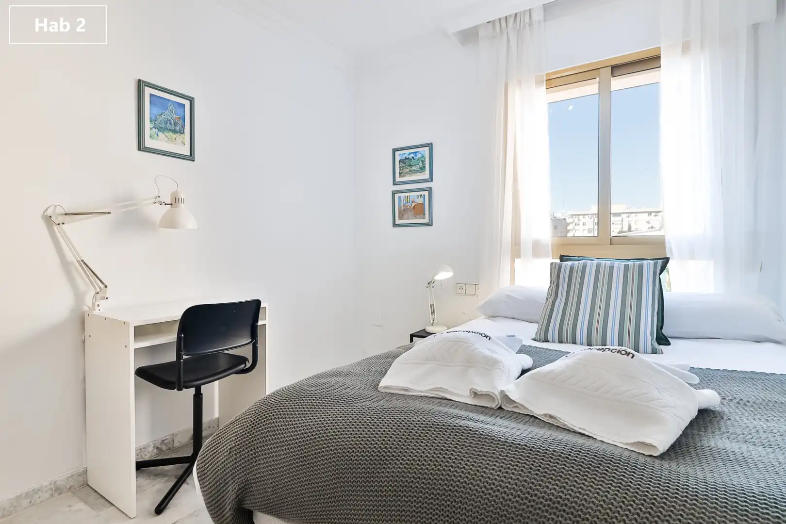 Habitación de Piso de alquiler en Málaga con Aire acondicionado, Amueblado y Internet
