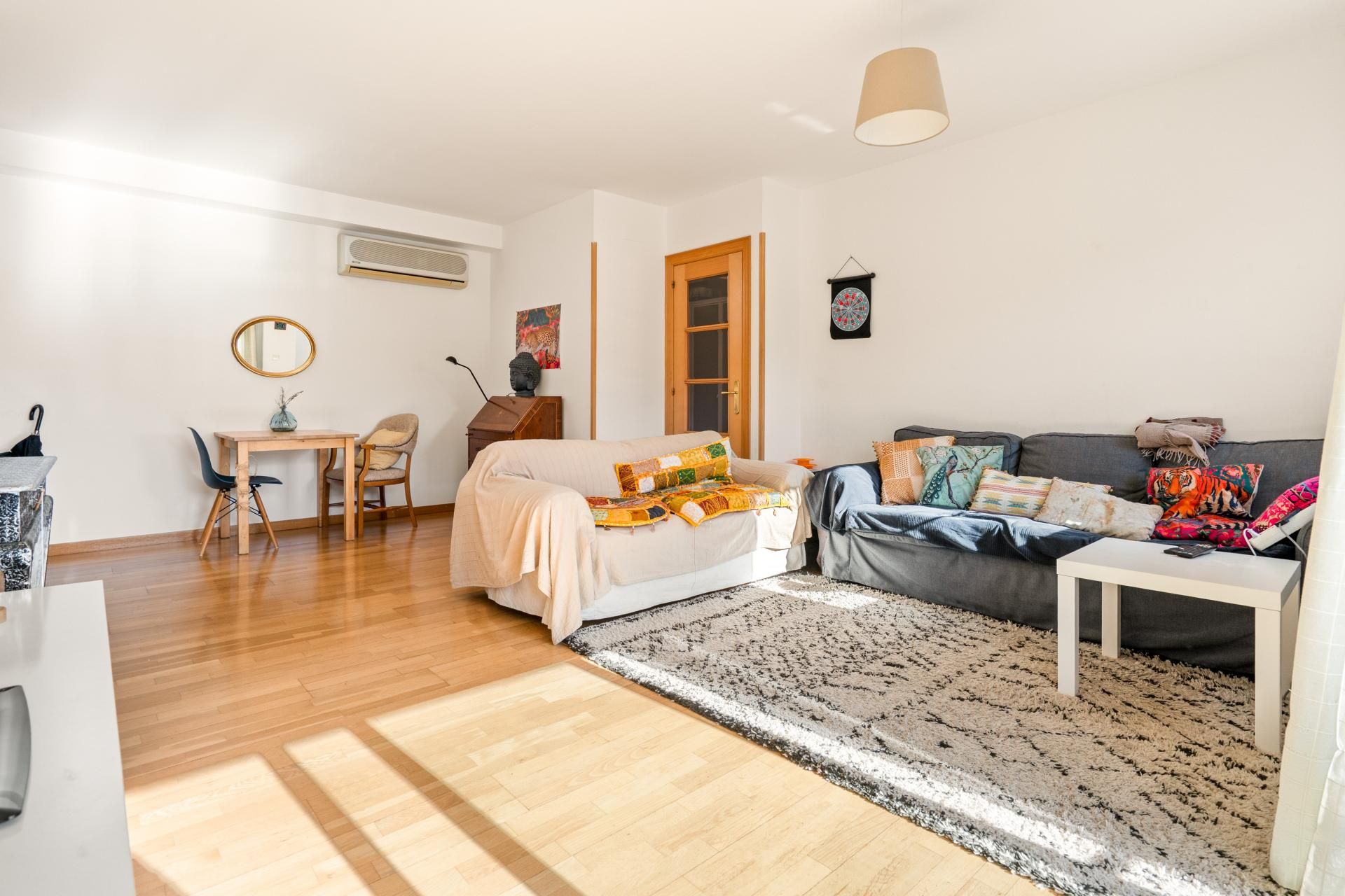 Sala de estar de Dúplex en venta en La Palma de Cervelló con Calefacción y Horno