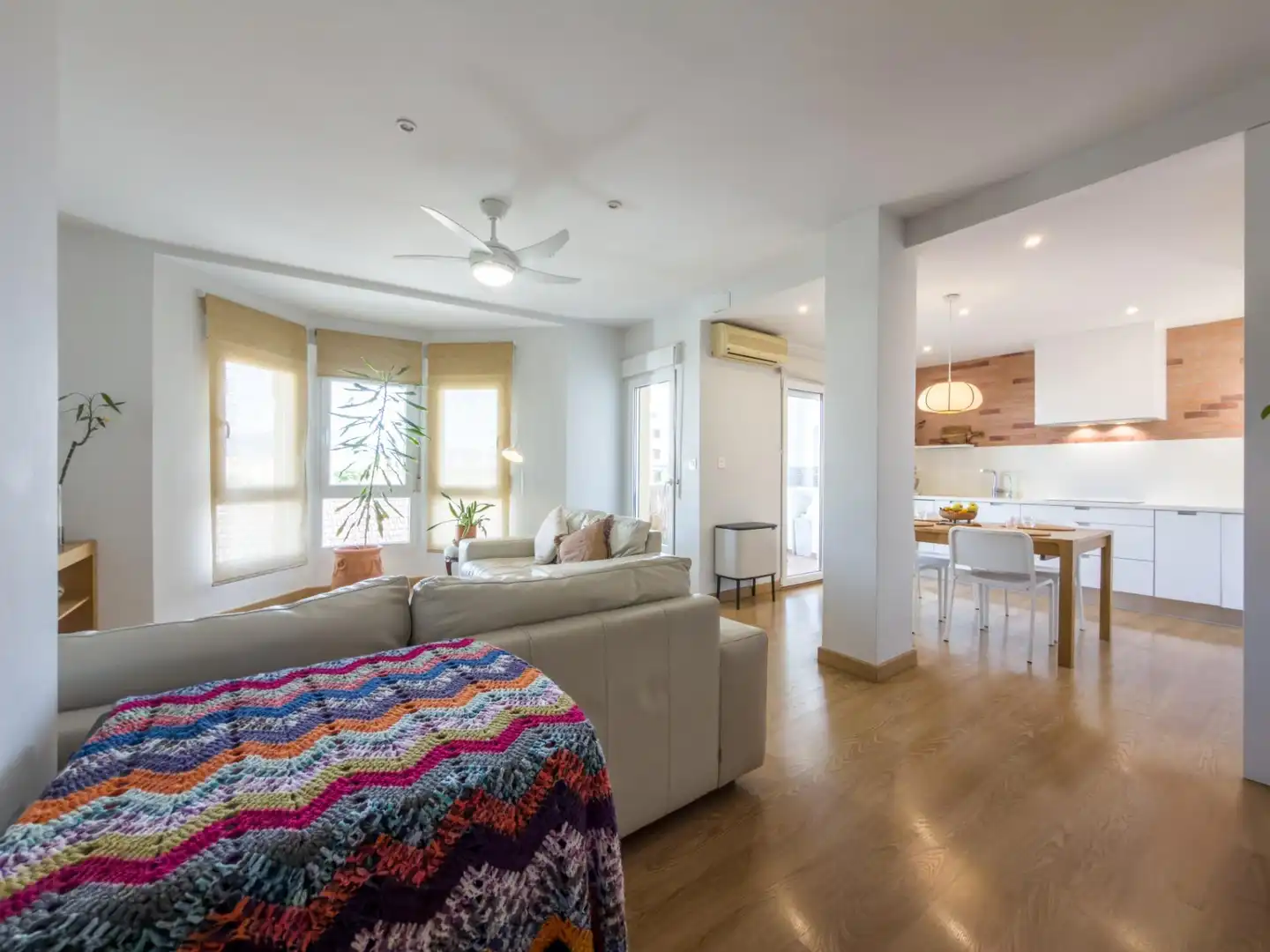 Sala de estar de Piso en venta en Churriana de la Vega con Aire acondicionado, Calefacción y Terraza