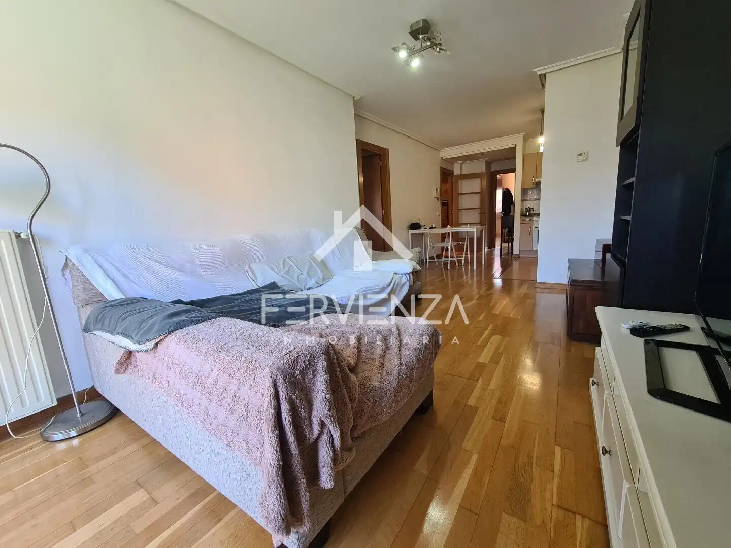 Sala d'estar de Pis en venda en Oviedo 