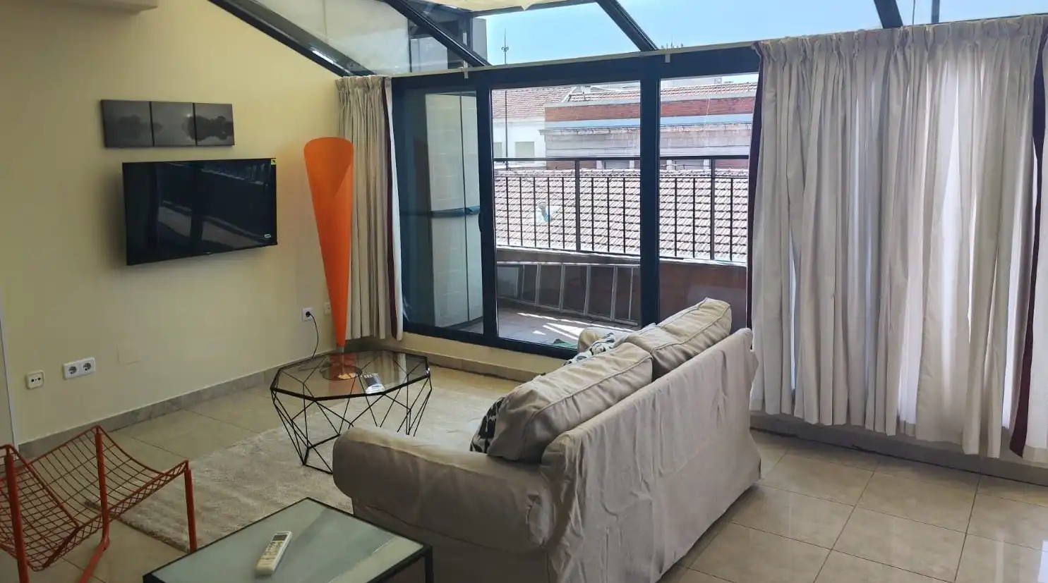 Sala de estar de Ático en venta en Madrid con Aire acondicionado, Calefacción y Terraza