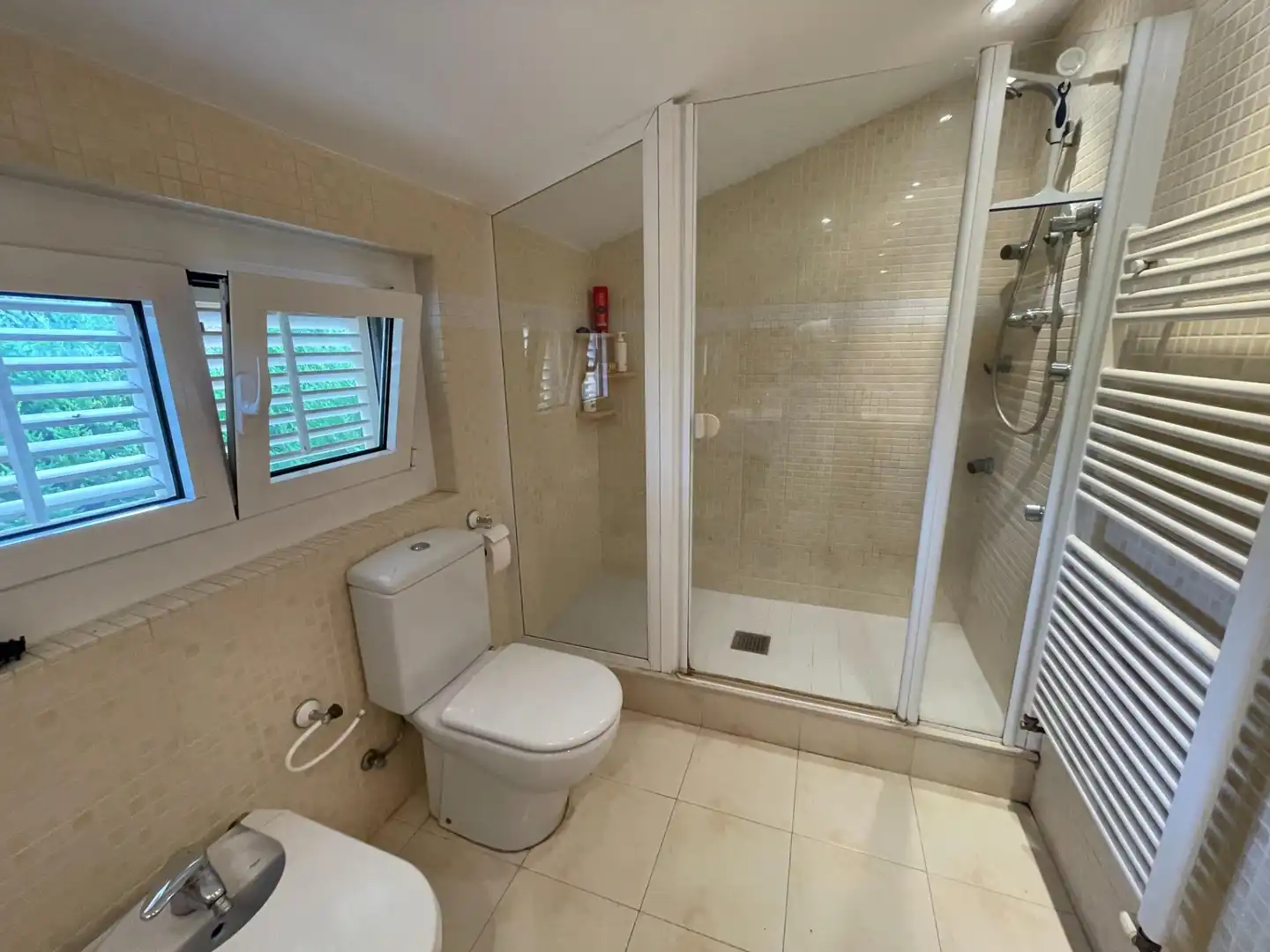 Baño de Casa o chalet en venta en La Pobla de Claramunt con Calefacción, Jardín privado y Terraza