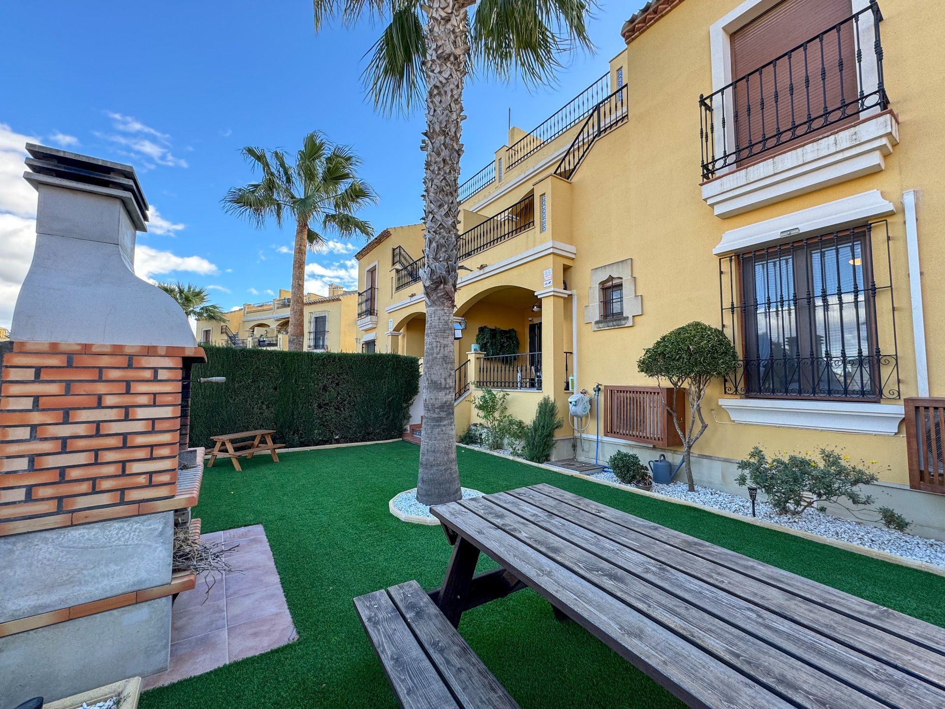 Jardí de Casa adosada de lloguer en Algorfa amb Aire condicionat, Calefacció i Jardí privat