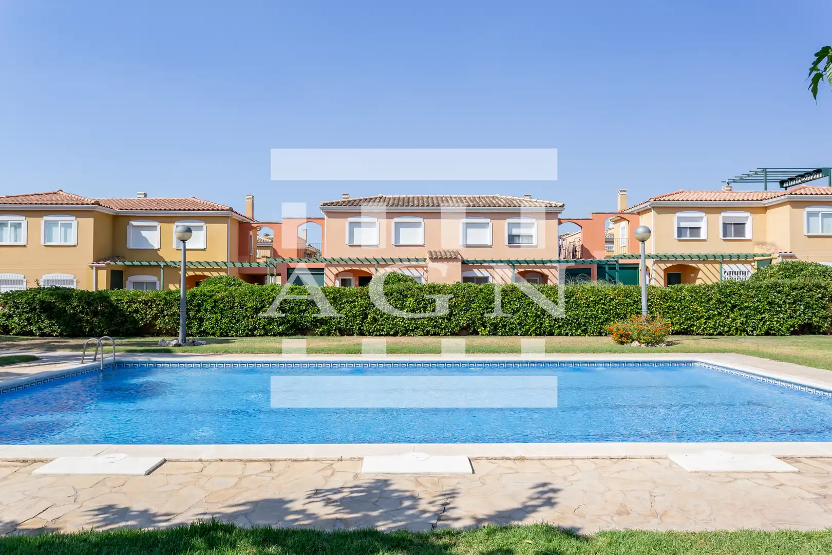 Jardí de Planta baixa en venda en Mont-roig del Camp amb Calefacció, Jardí privat i Terrassa