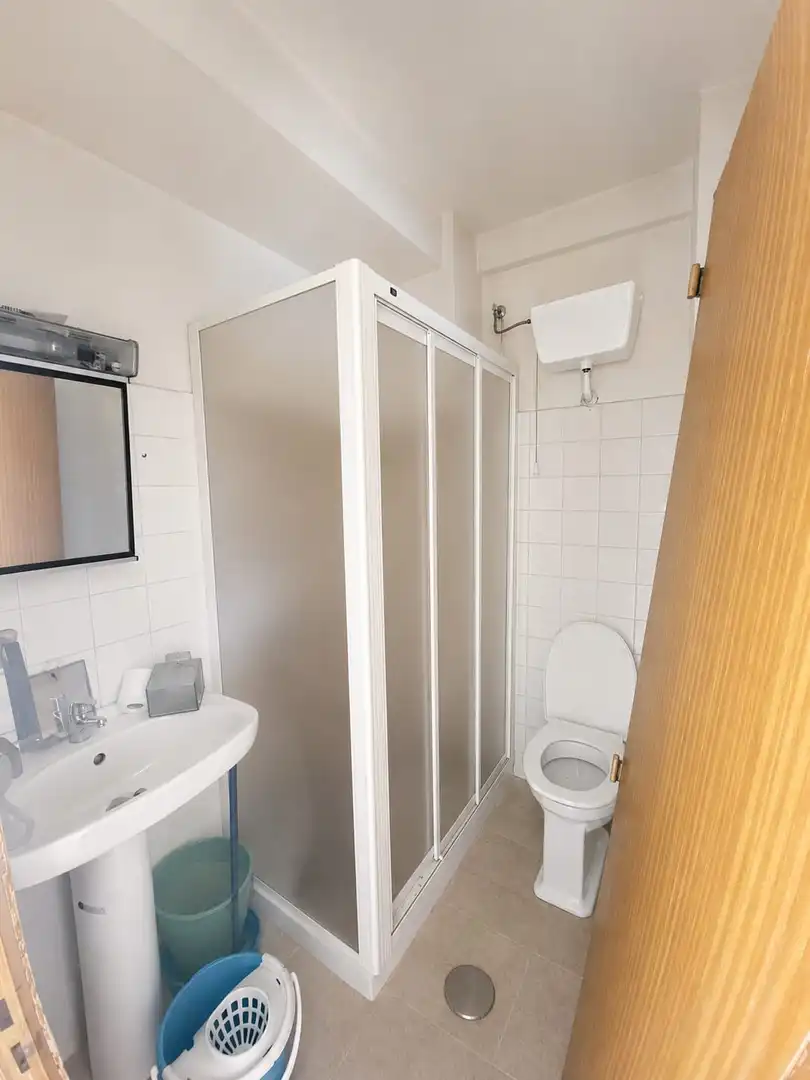 Bathroom of Flat for sale in Jaén  with Storage room