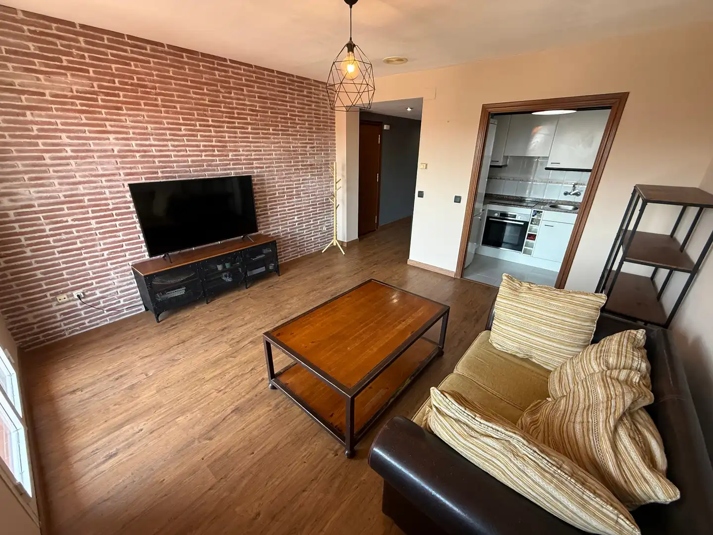 Sala d'estar de Pis en venda en Tàrrega amb Aire condicionat, Calefacció i Parquet