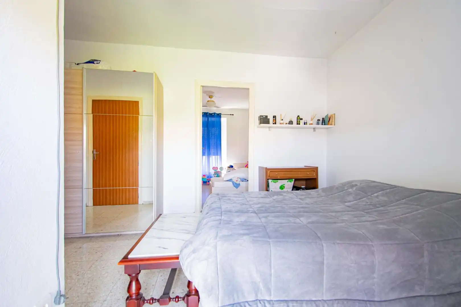 Habitación de Residencial en venta en Dos Hermanas