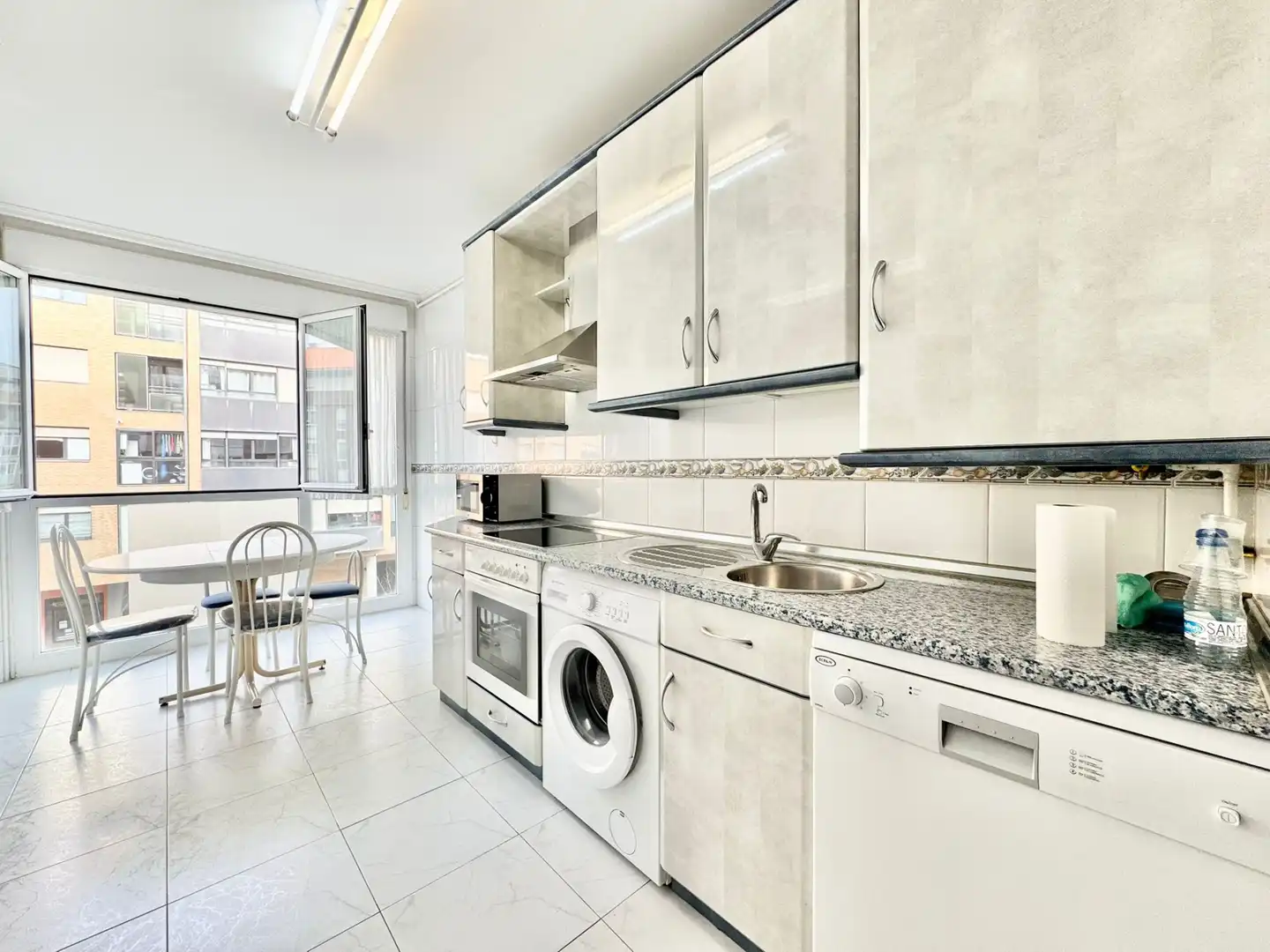 Flat for sale in Donostia San Sebastian Kalea, Lakua-Bizkarra
