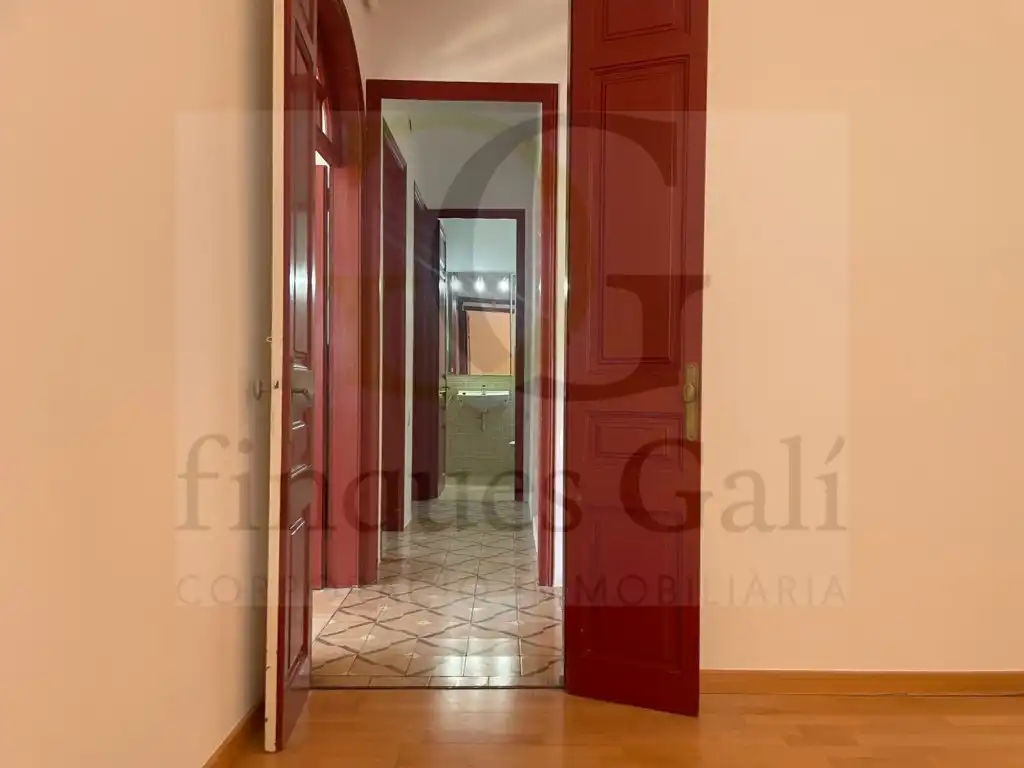 Flat with terrace for sale in Calle Marti I Julia, imagen 17