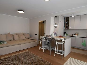 Flat with lift to rent in Sequia