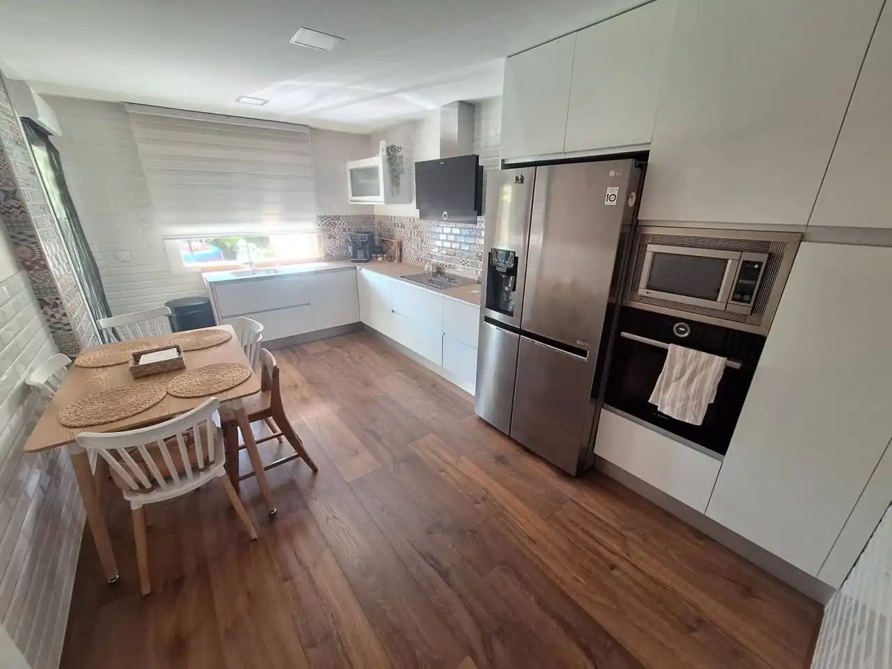 Cocina de Casa adosada en venta en Carranque con Aire acondicionado, Calefacción y Terraza