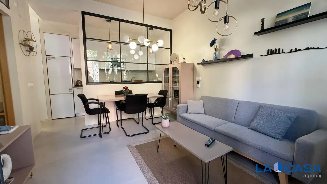 Sala d'estar de Planta baixa de lloguer en Madrid amb Calefacció