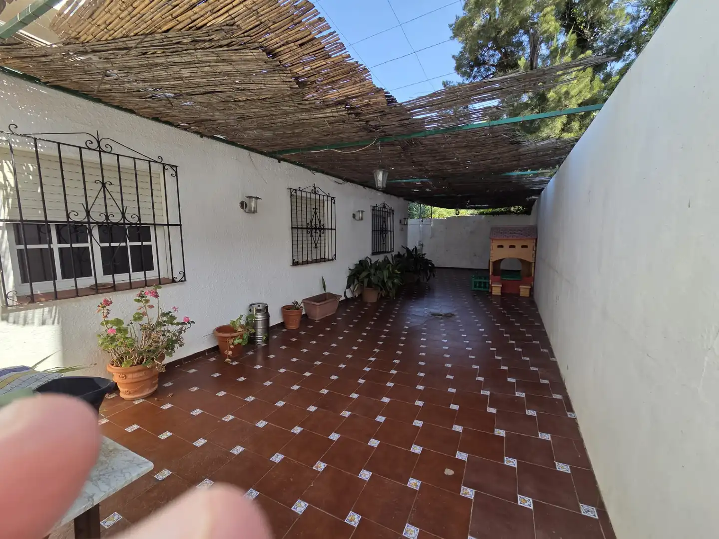 Terrace of Houses for sale in Algeciras  with Swimming Pool and Furnished