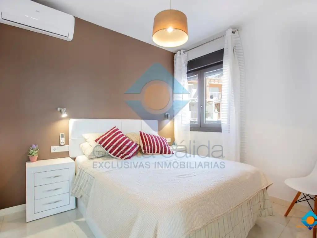 Schlafzimmer von Erdgeschoss zum Verkauf in Mazarrón mit Klimaanlage, Privatgarten und Terrasse