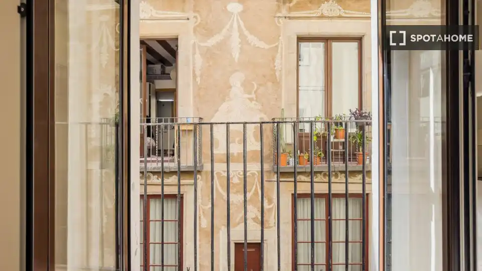 Flat with terrace to rent in Ciutat Vella, imagen 17