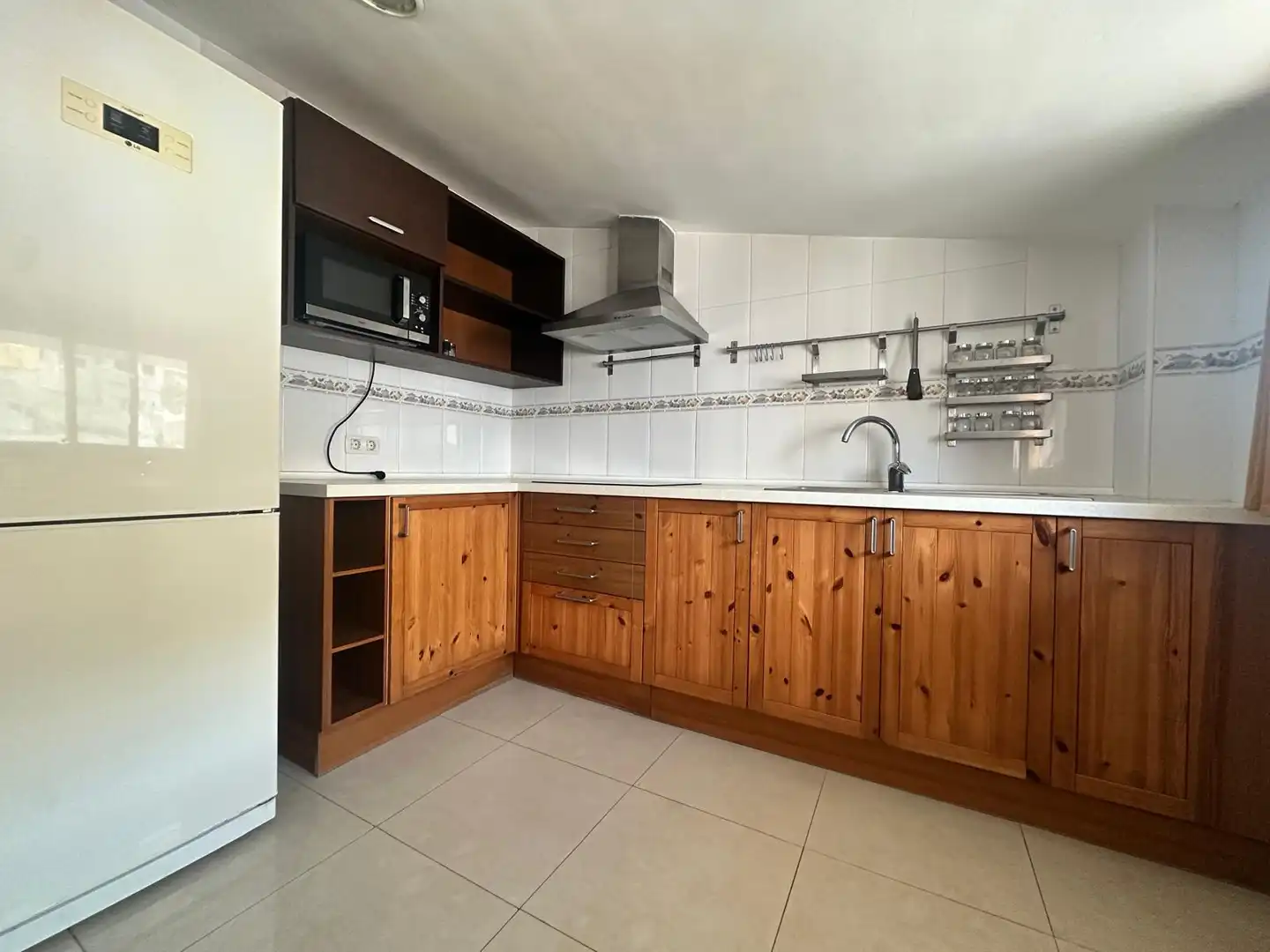 Cocina de Piso de alquiler en Las Palmas de Gran Canaria con Amueblado y Se aceptan mascotas
