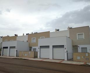 House or chalet for sale in Don Benito