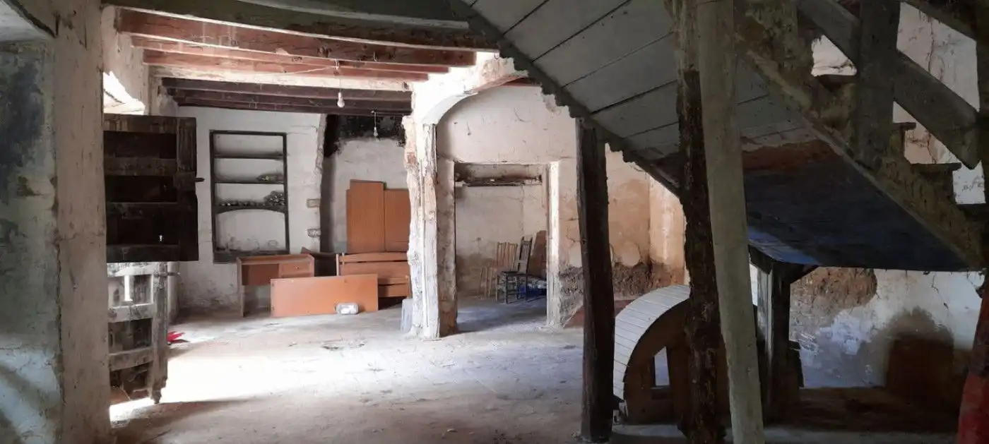 Casa adosada en venda a Tiedra, Valladolid