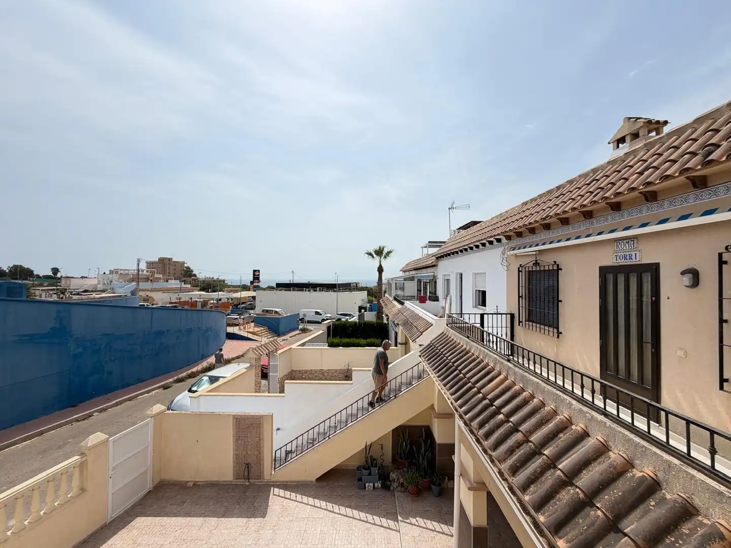 Vista exterior de Casa o xalet en venda en Torrevieja amb Aire condicionat, Calefacció i Traster