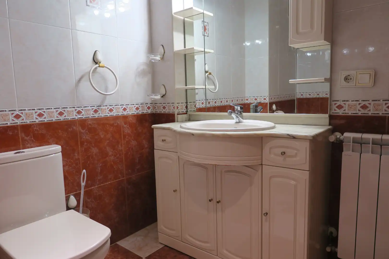 Baño de Piso en venta en Avilés con Calefacción, Parquet y Terraza