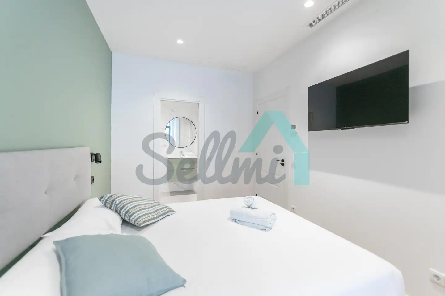 Habitación de Piso para compartir en Oviedo  con Aire acondicionado, Calefacción y Jardín privado