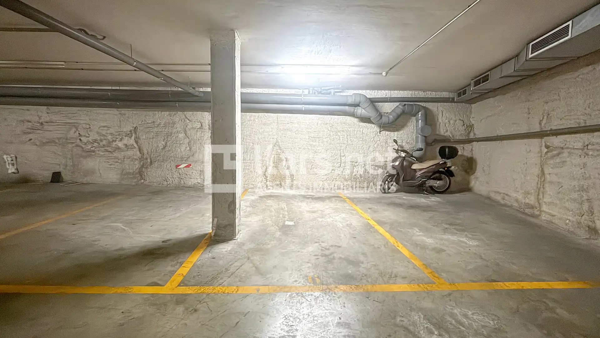 Garage for sale in Carrer de Josep Anton Marquès, Centre Vila