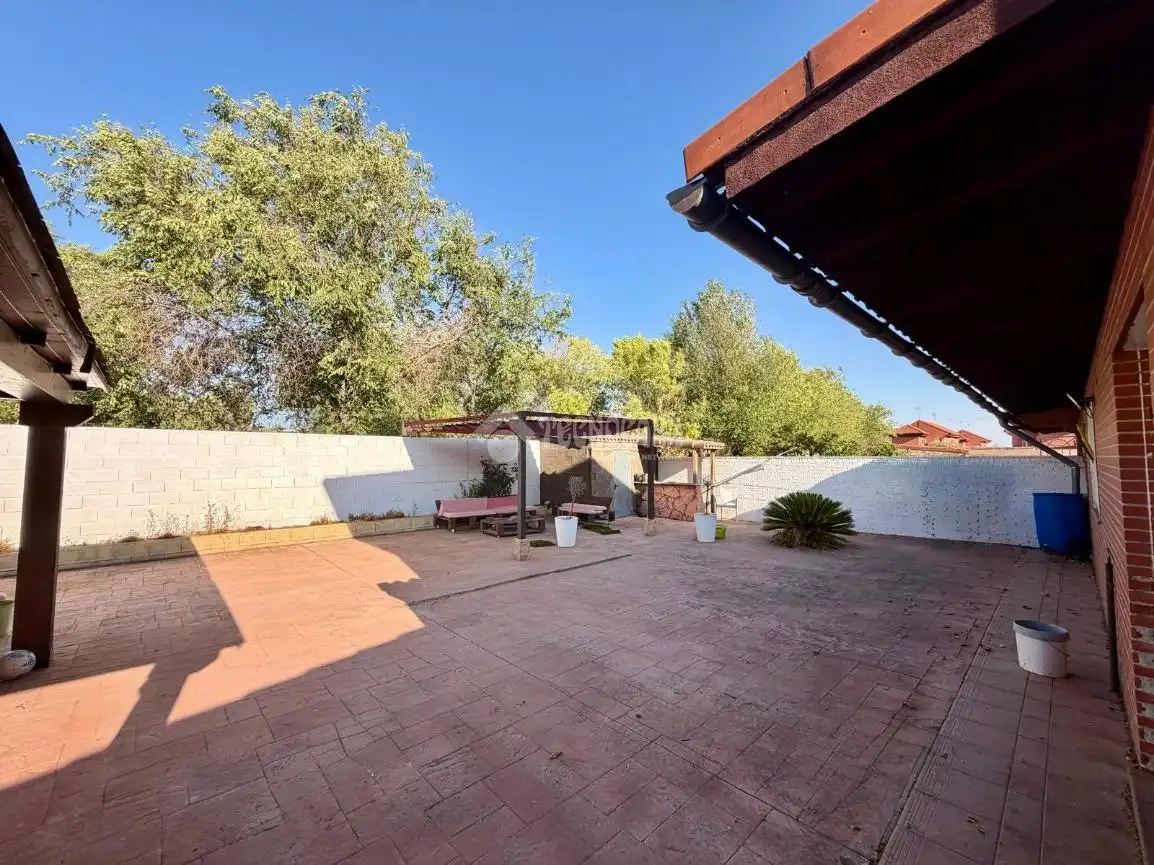 Terrassa de Casa adosada en venda en Cubas de la Sagra amb Aire condicionat, Calefacció i Terrassa