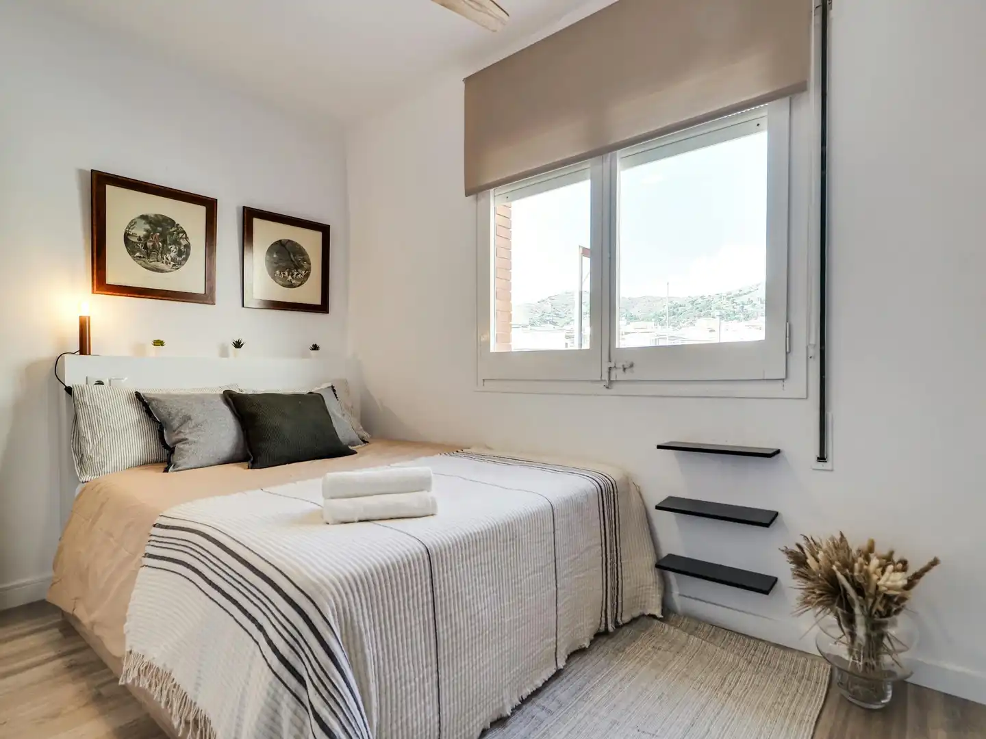 Schlafzimmer von Wohnung zur untervermieten in Barcelona mit Heizung, Privatgarten und Möbliert