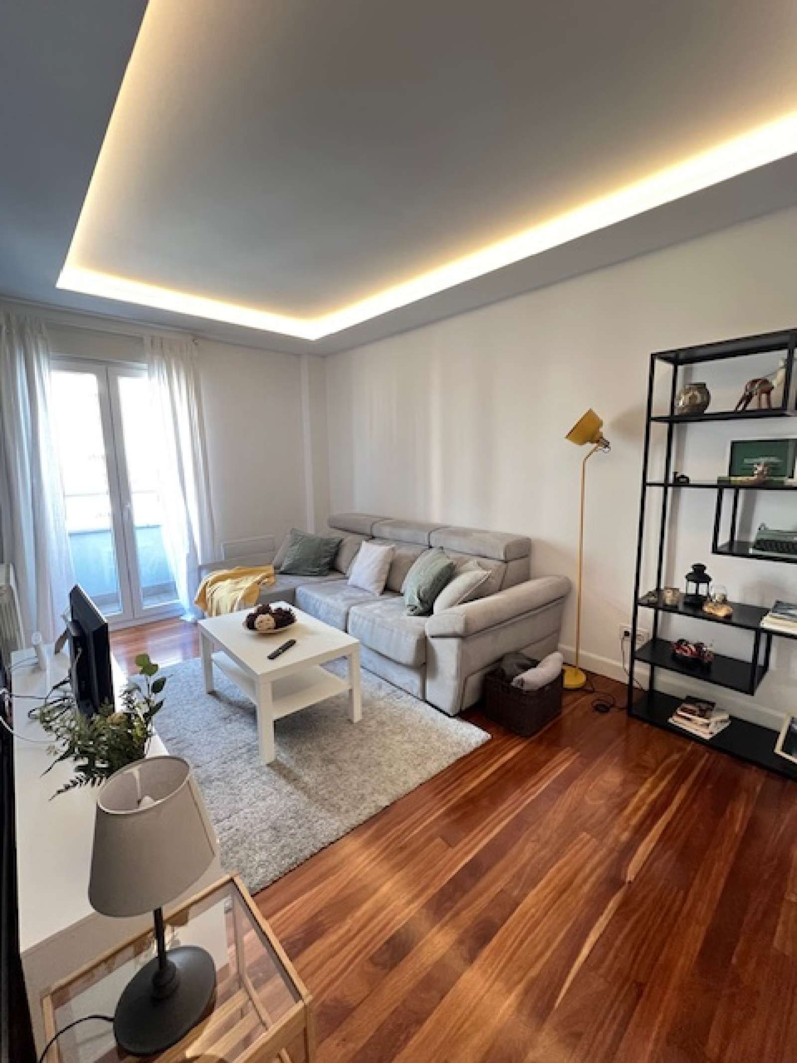 Sala d'estar de Apartament per a compartir en Bilbao  amb Aire condicionat, Calefacció i Terrassa
