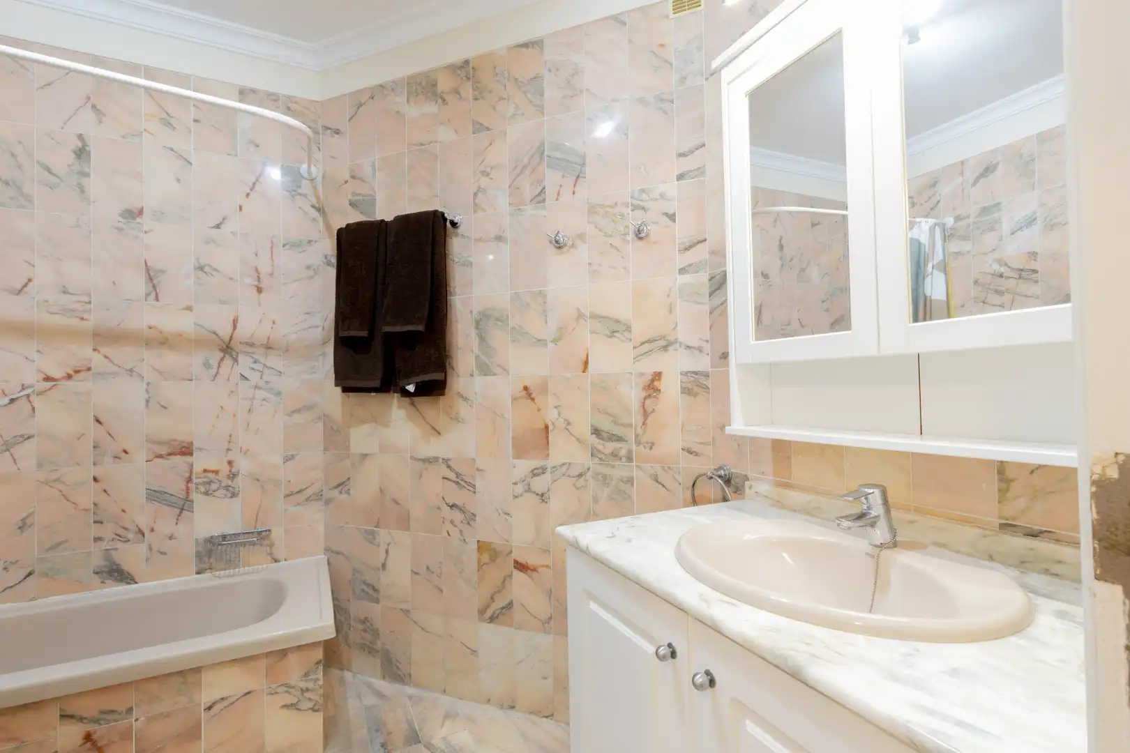 Baño de Piso de alquiler en Santiago del Teide con Aire acondicionado, Calefacción y Terraza