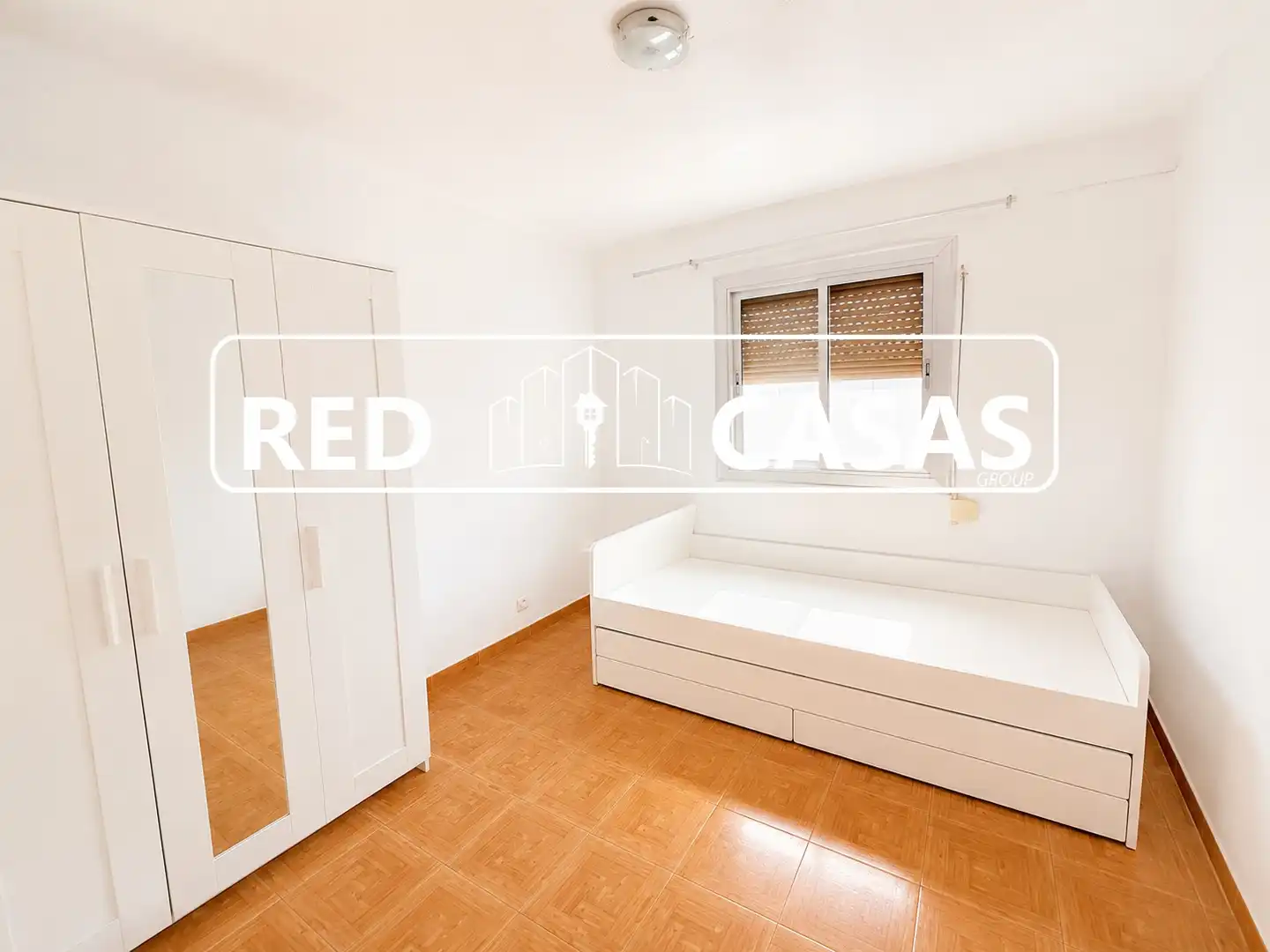Bedroom of Flat for sale in L'Hospitalet de Llobregat  with Air Conditioner