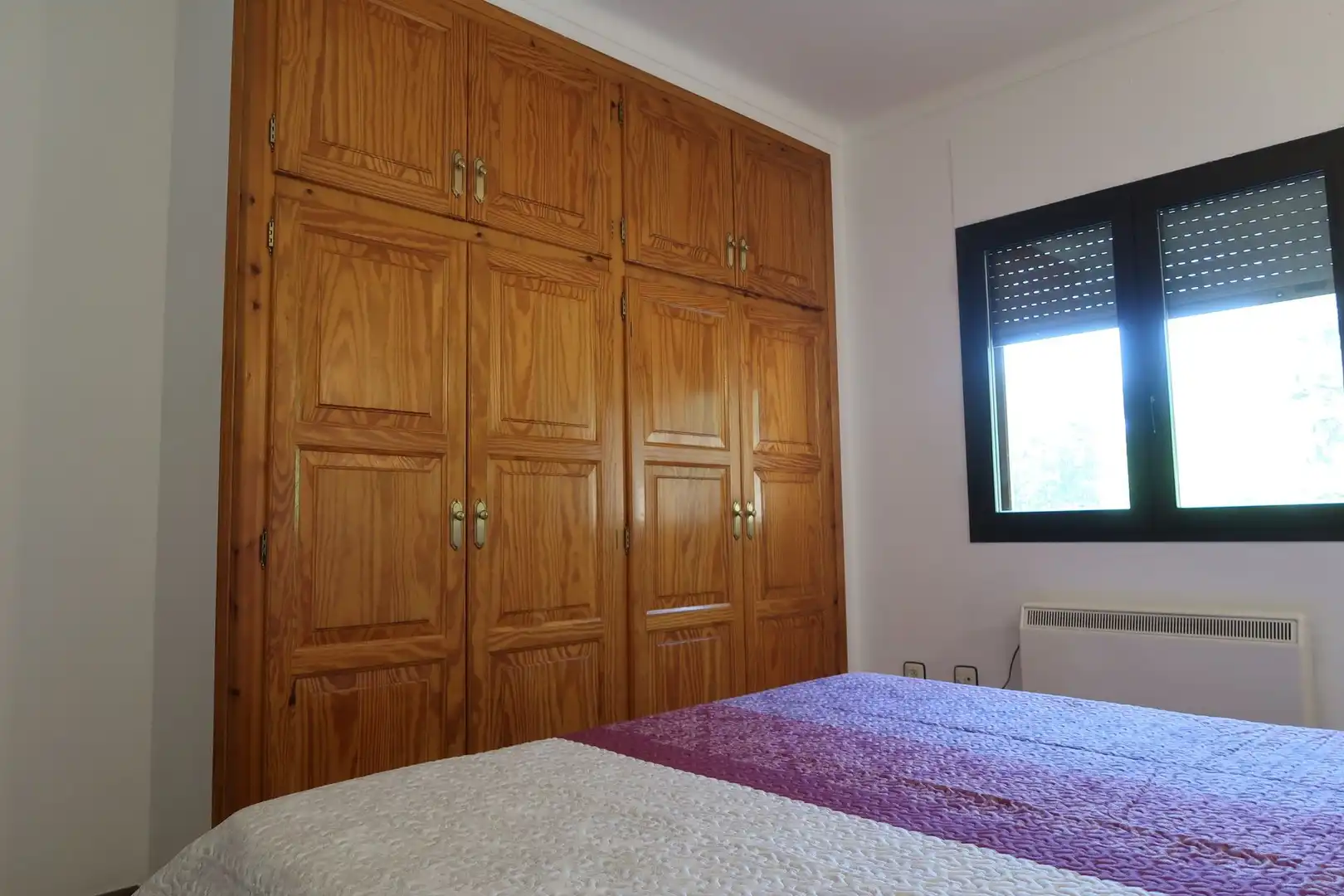 Dormitori de Finca rústica en venda en Canet d'Adri amb Calefacció i Terrassa