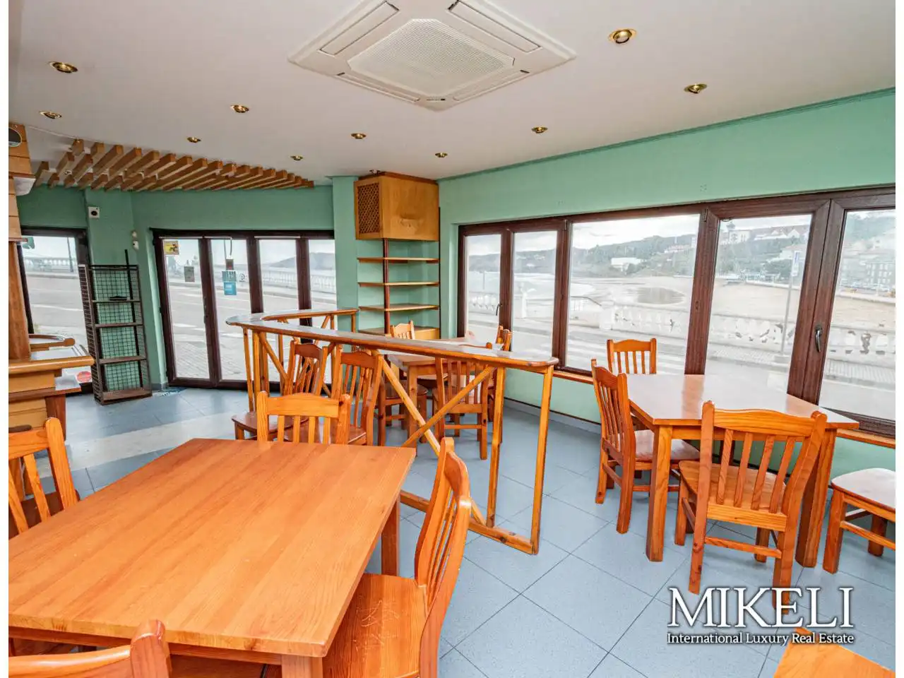 Commercial properties for sale in Paseo MUELLE, Comillas (Cantabria)