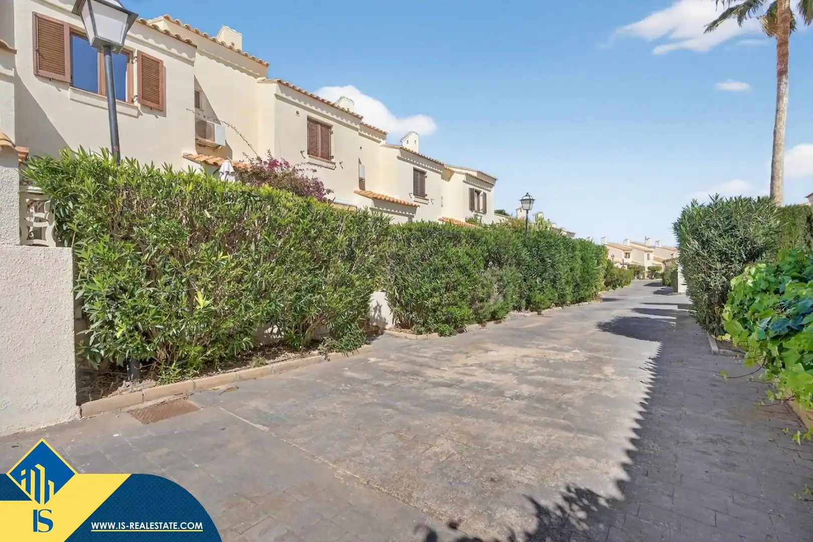 Vista exterior de Dúplex en venda en Santa Pola amb Terrassa, Moblat i Piscina comunitària