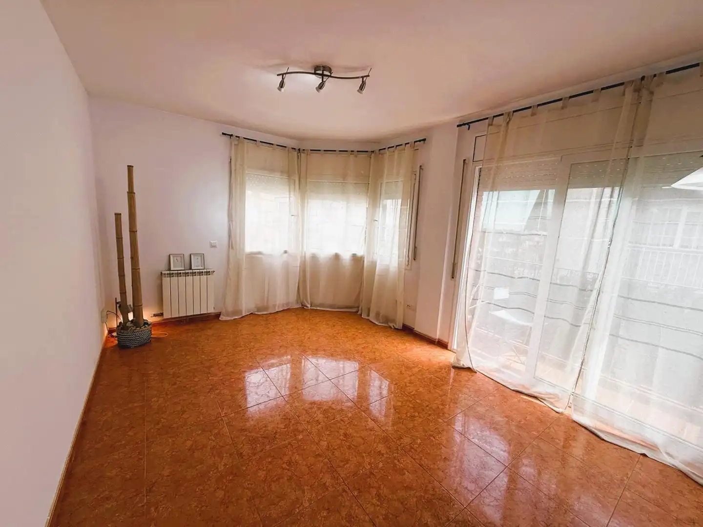 Sala de estar de Piso en venta en Malgrat de Mar con Aire acondicionado, Calefacción y Balcón