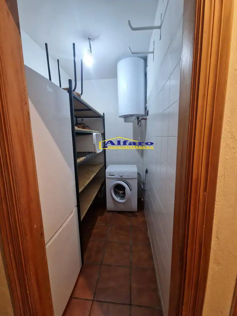 Haus oder Chalet zum Verkauf in Almonte mit Terrasse und Abstellraum
