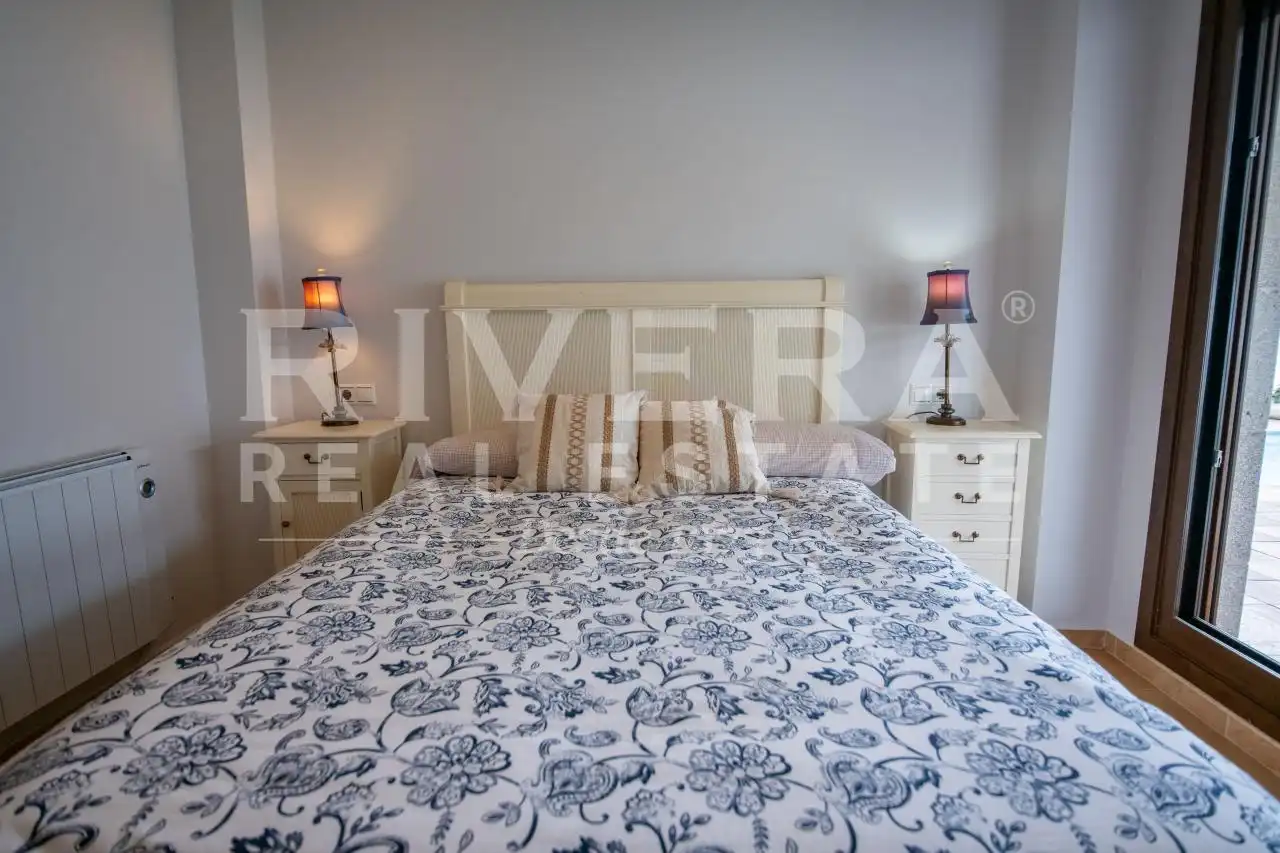 Schlafzimmer von Wohnung zum Verkauf in Sanxenxo mit Heizung, Terrasse und Abstellraum