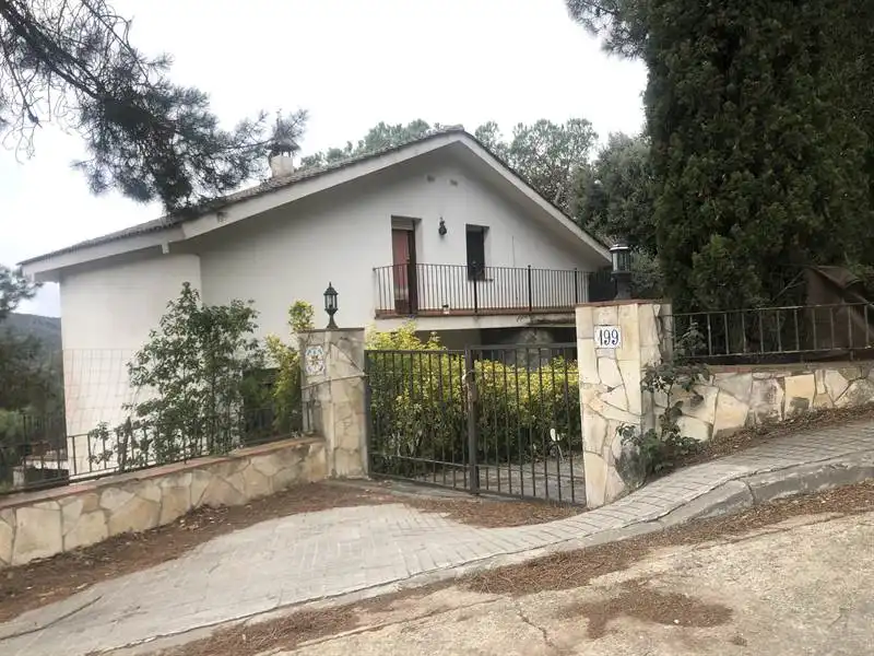 Detached house for sale in Can Canyamars