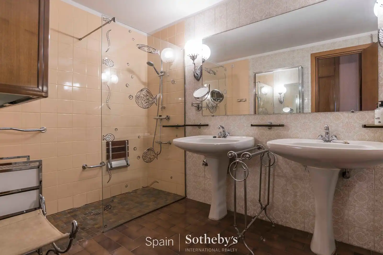 Baño de Apartamento en venta en Madrid con Aire acondicionado, Calefacción y Jardín privado
