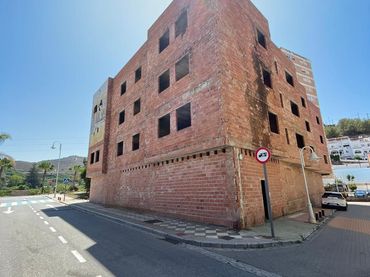 Mixt residencial en venda a Torrenueva Costa